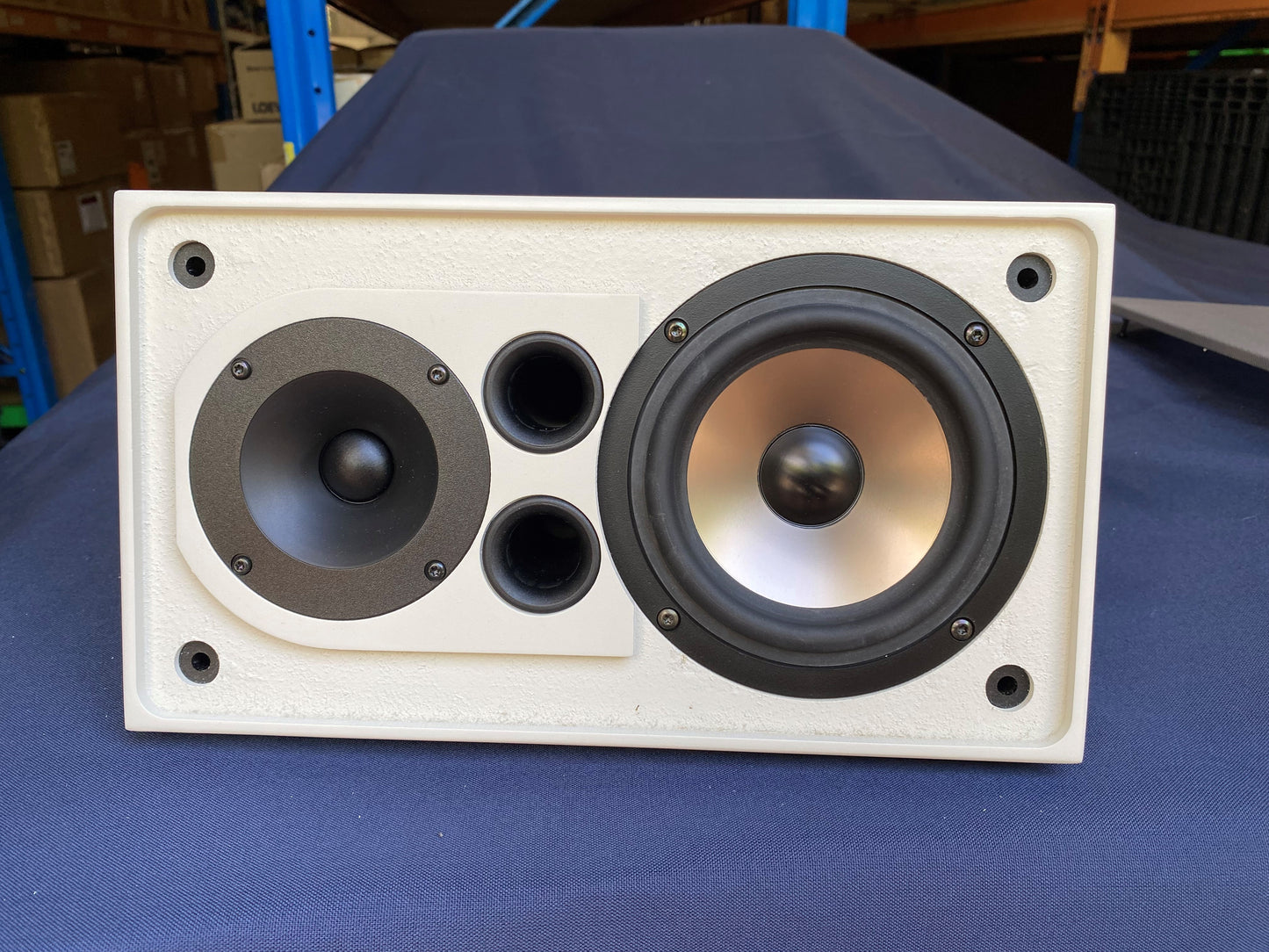 ALR JORDAN Walmount (Bookshelf) 4M Speakers Pair