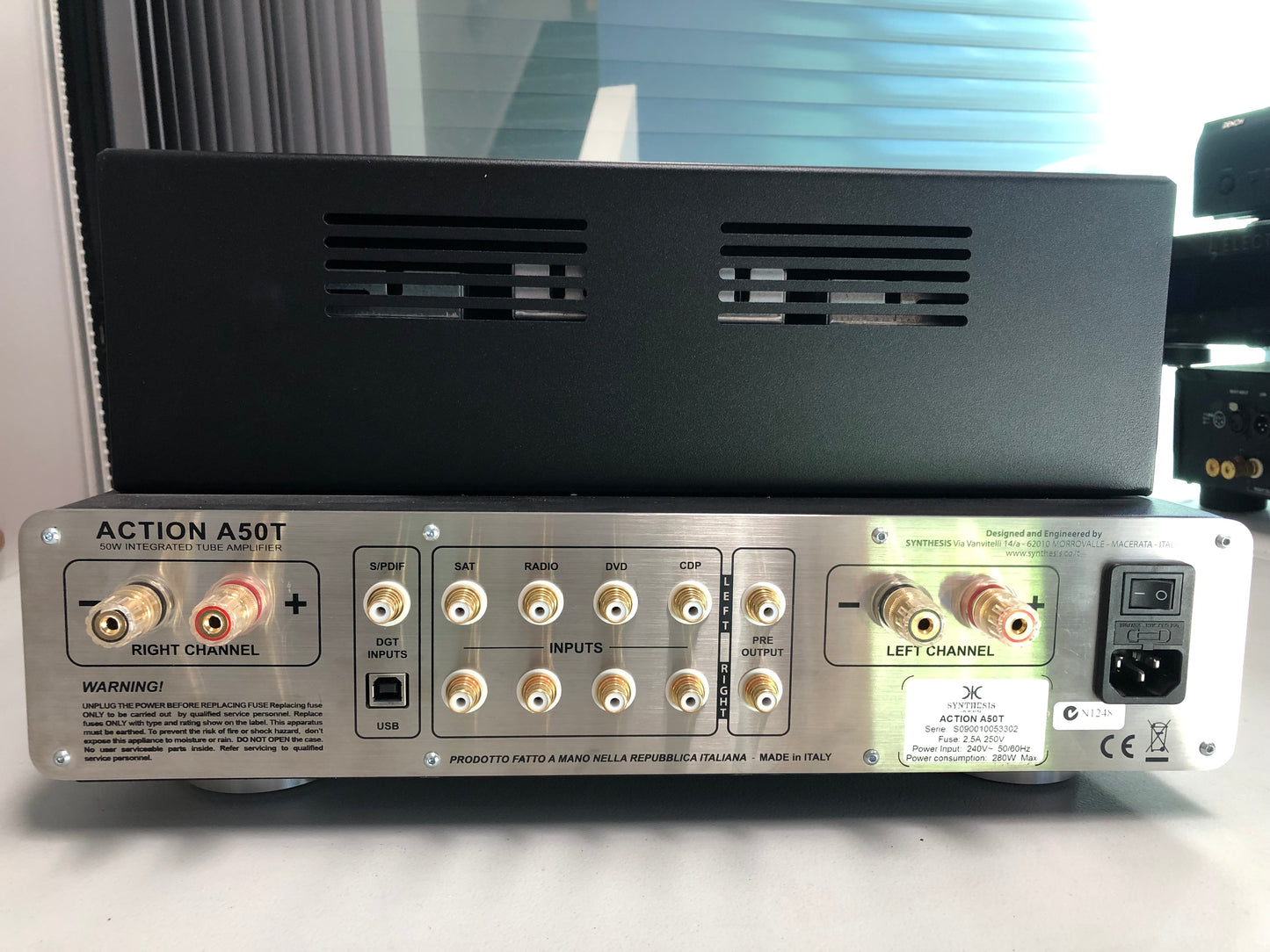 Synthesis A 50 Taurus Integrated Tube Amplifier with DAC (Demo)