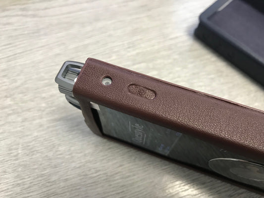 Questyle QP2R Leather Case Brown