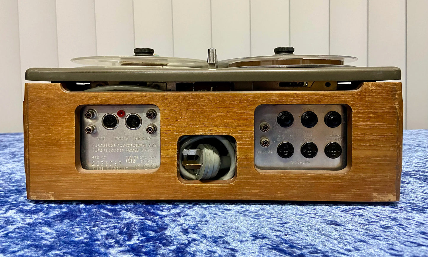 Tandberg 1200X/1241X, 4 Track, Reel-to-Reel Tape Recorder