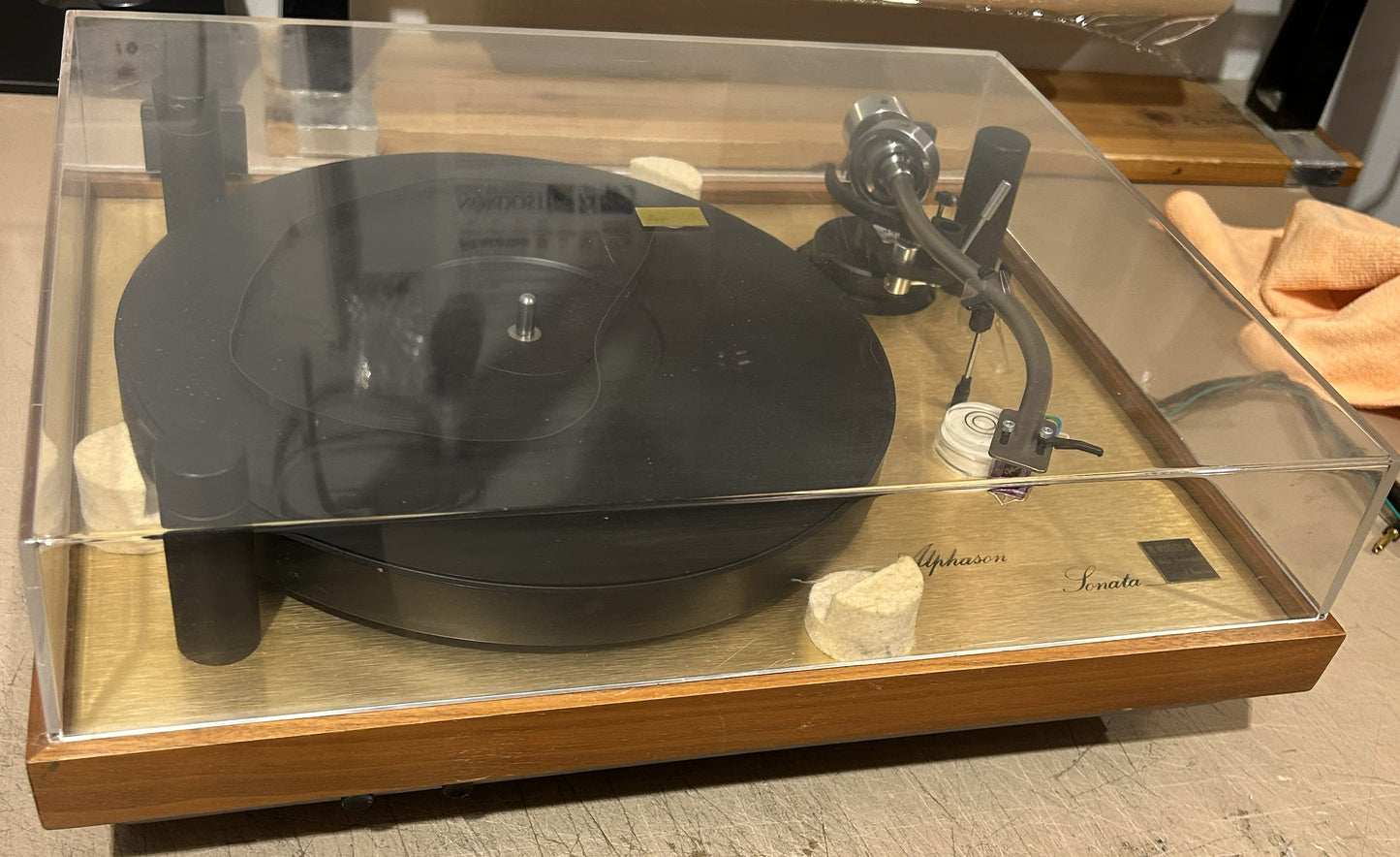 Alphason Sonata Turntable w/ HR-100S-MCS Tonearm