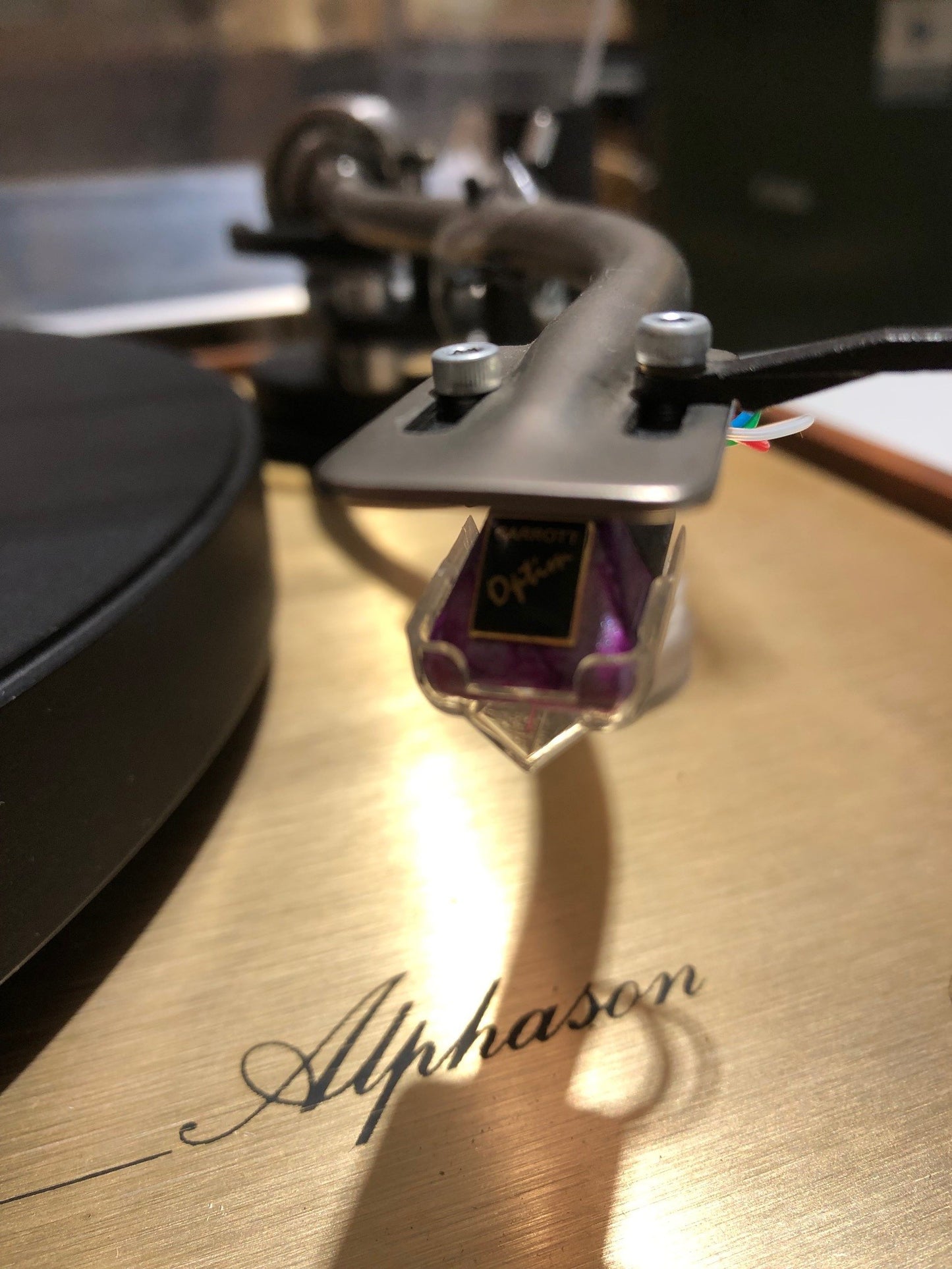 Alphason Sonata Turntable w/ HR-100S-MCS Tonearm